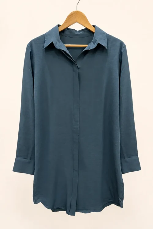 Long sleeve button down shirt